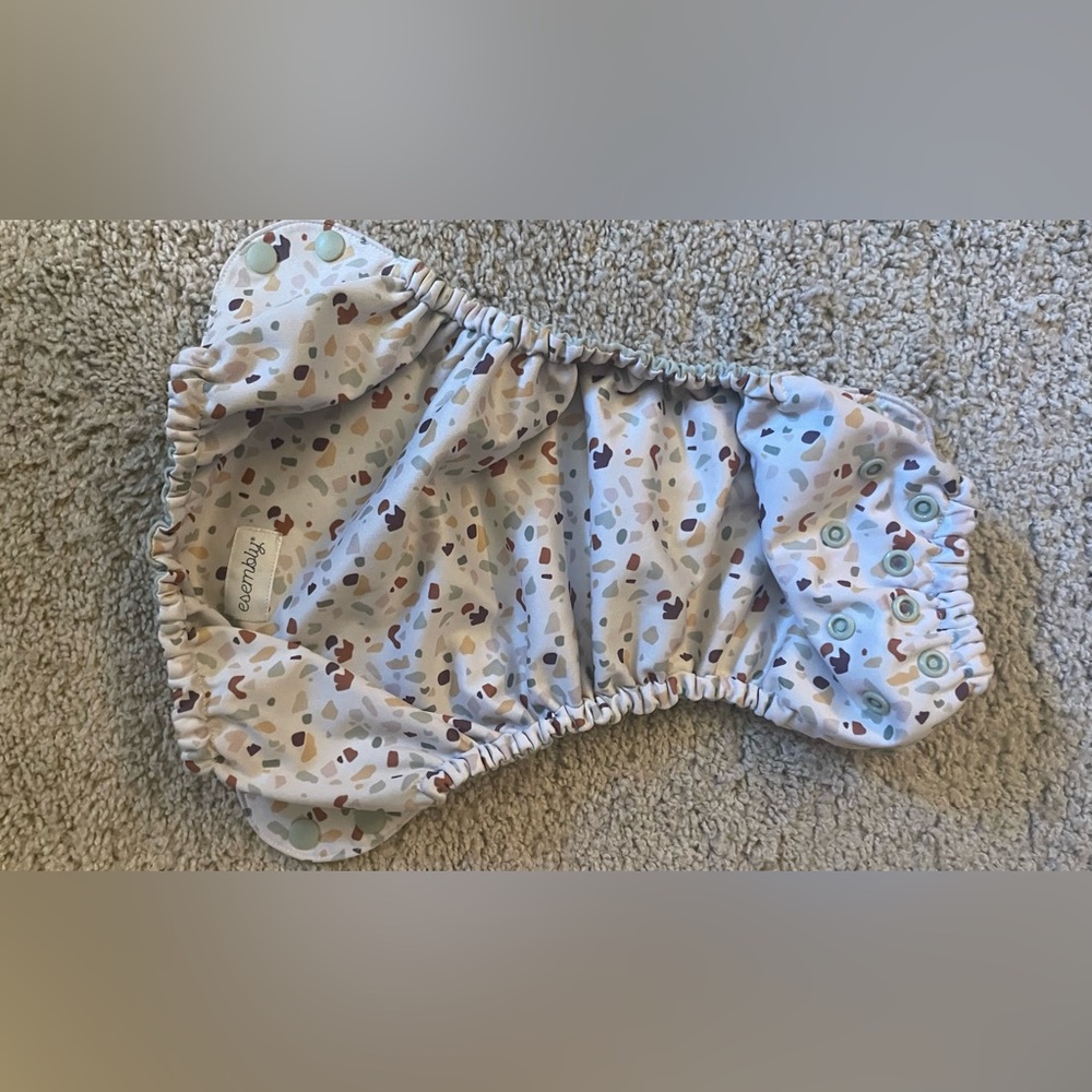 Esembly diaper outer. Size 2
